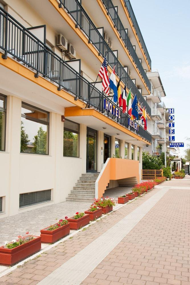Hotel Regent 3*