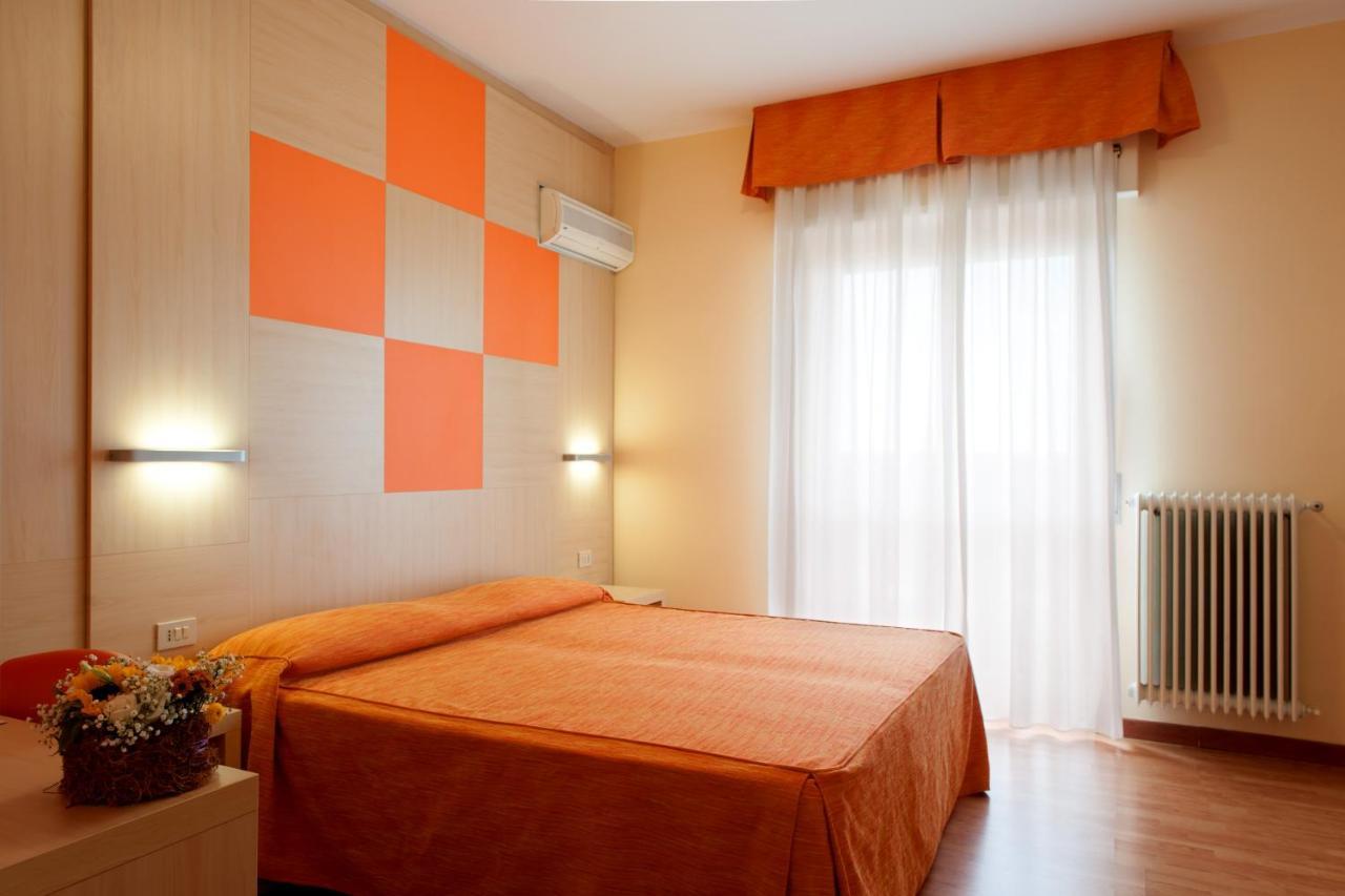 Regent Hotel 3*